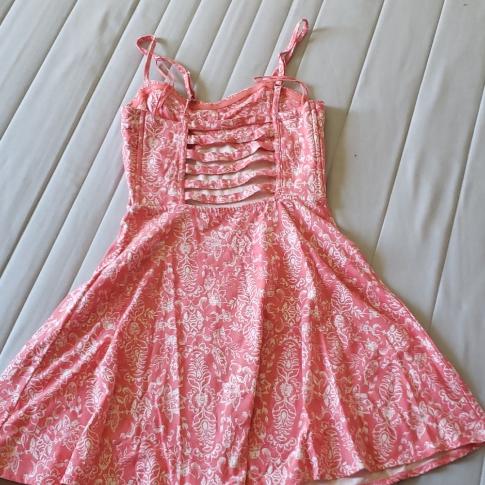Dress - Picture 2 of 2